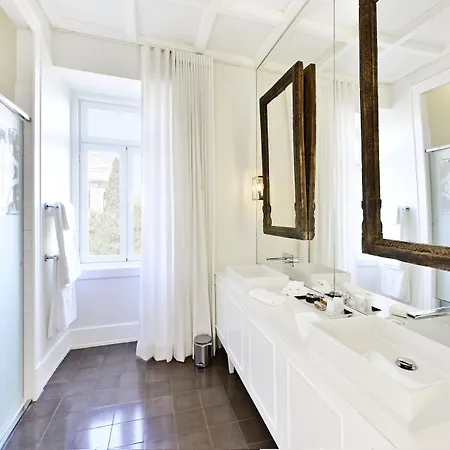 Hotel Santiago De Alfama - Boutique