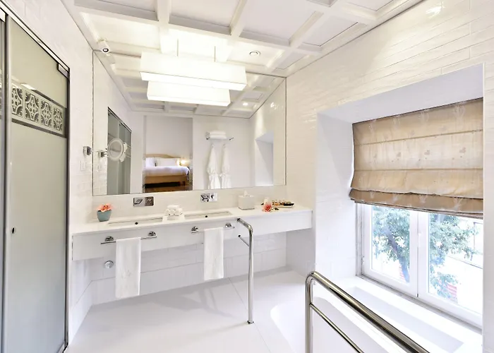 Hotel Santiago De Alfama - Boutique 5*