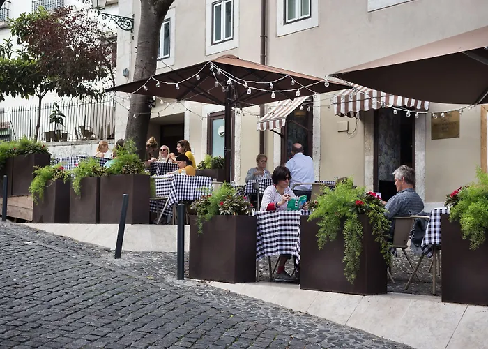 Santiago De Alfama - Boutique 5* Lisbon