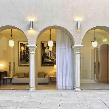 מלון Santiago De Alfama - Boutique 5*