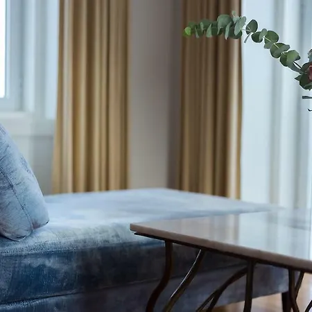 Santiago De Alfama - Boutique מלון 5*